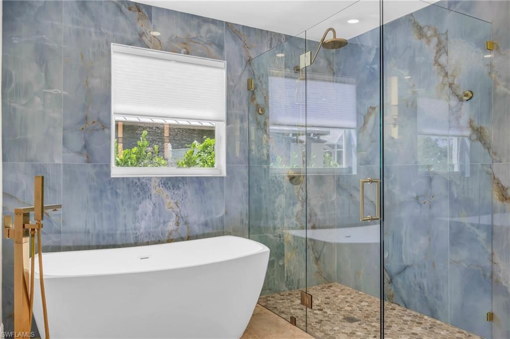 2649 Longboat Dr, Naples, FL 34104 Photo