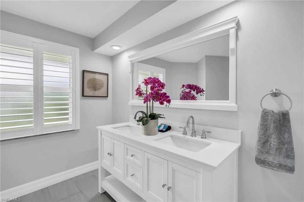 2649 Longboat Dr, Naples, FL 34104 Photo
