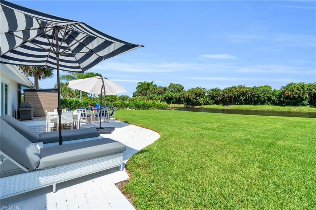 2649 Longboat Dr, Naples, FL 34104 Photo