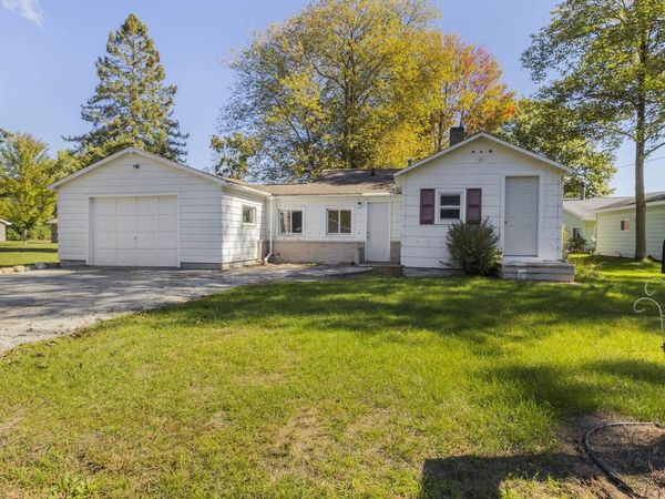 520 E PARK DRIVE, Peshtigo, WI 54157