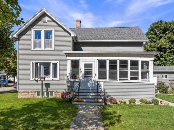 377 THOMAS STREET, Fond Du Lac, WI 54935