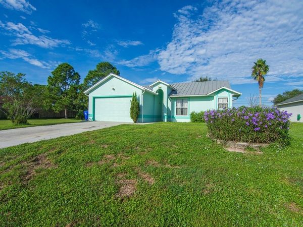 8155 100th Court, Vero Beach, FL 32967