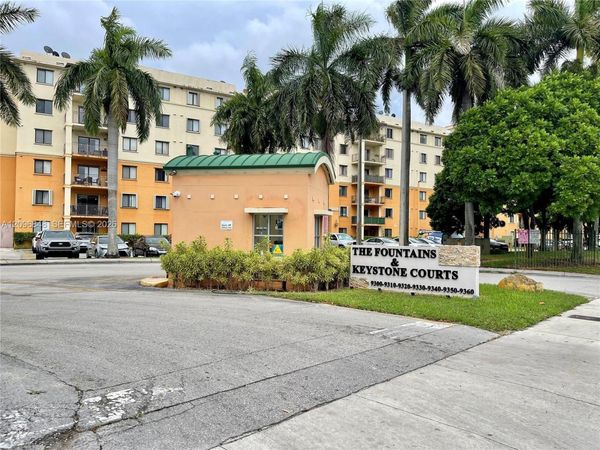 9310 Fontainebleau Blvd , Unit 207, Miami, FL 33172