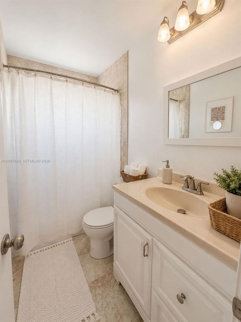 Please Call For Address, Plantation, FL 33324 Photo