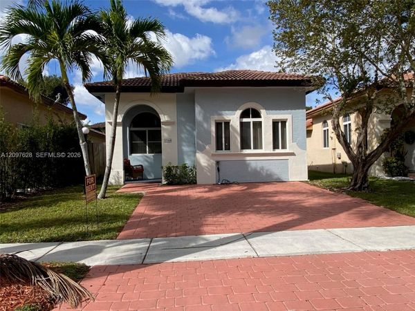 2540 NE 41st Ter , Homestead, FL 33033
