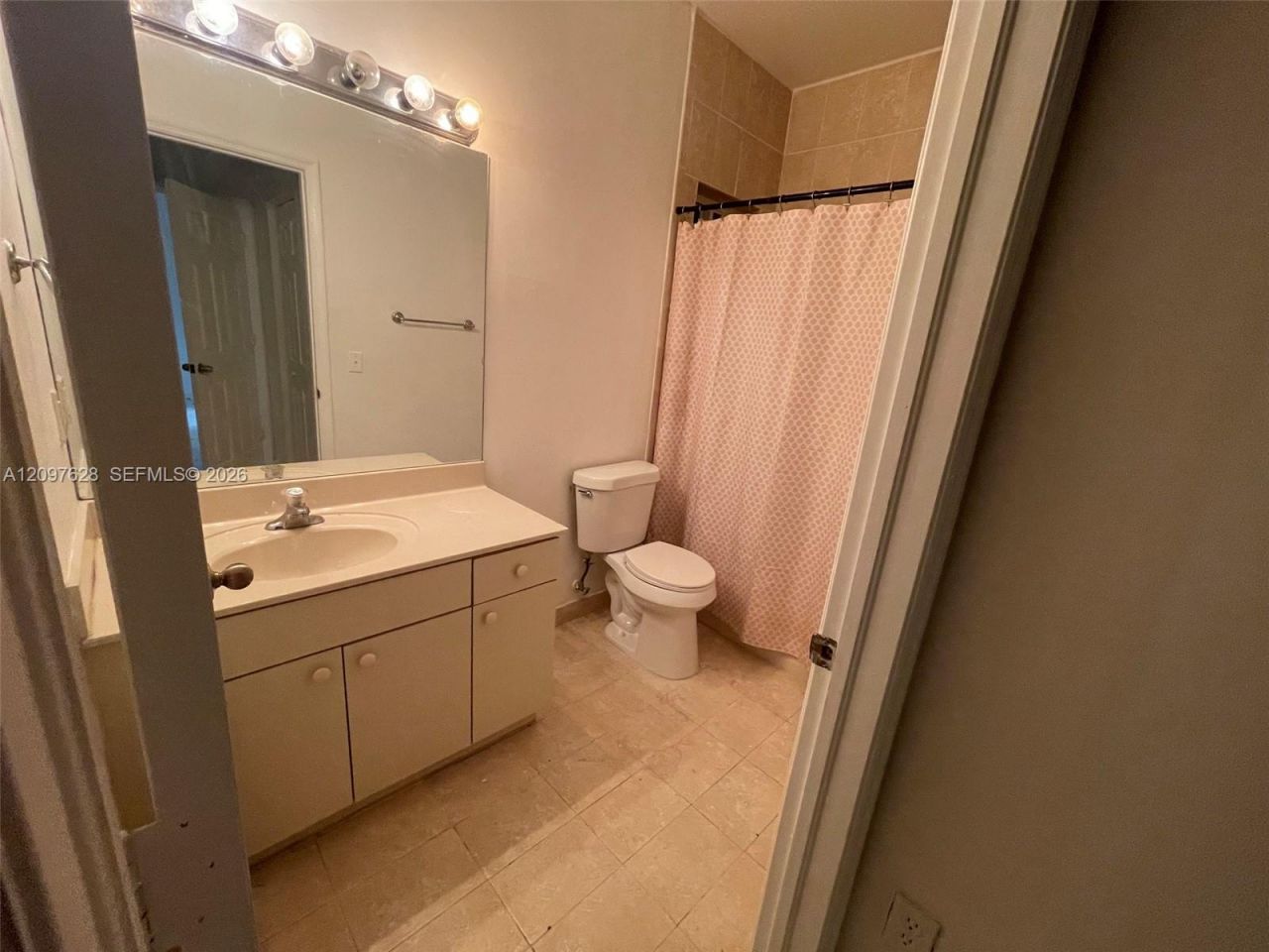 2540 NE 41st Ter , Homestead, FL 33033 Photo