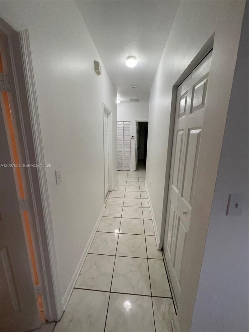 2540 NE 41st Ter , Homestead, FL 33033 Photo