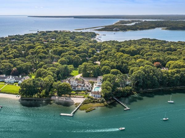 74 Garrison Ln, Barnstable, MA 02655