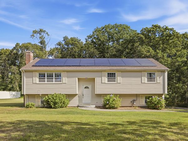 14 Bramble Bush Drive, Sandwich, MA 02644