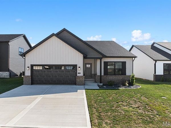 725 Conner Circle , Fairview Heights, IL 62208