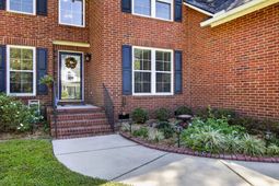 5484 Clearview Drive photo 4