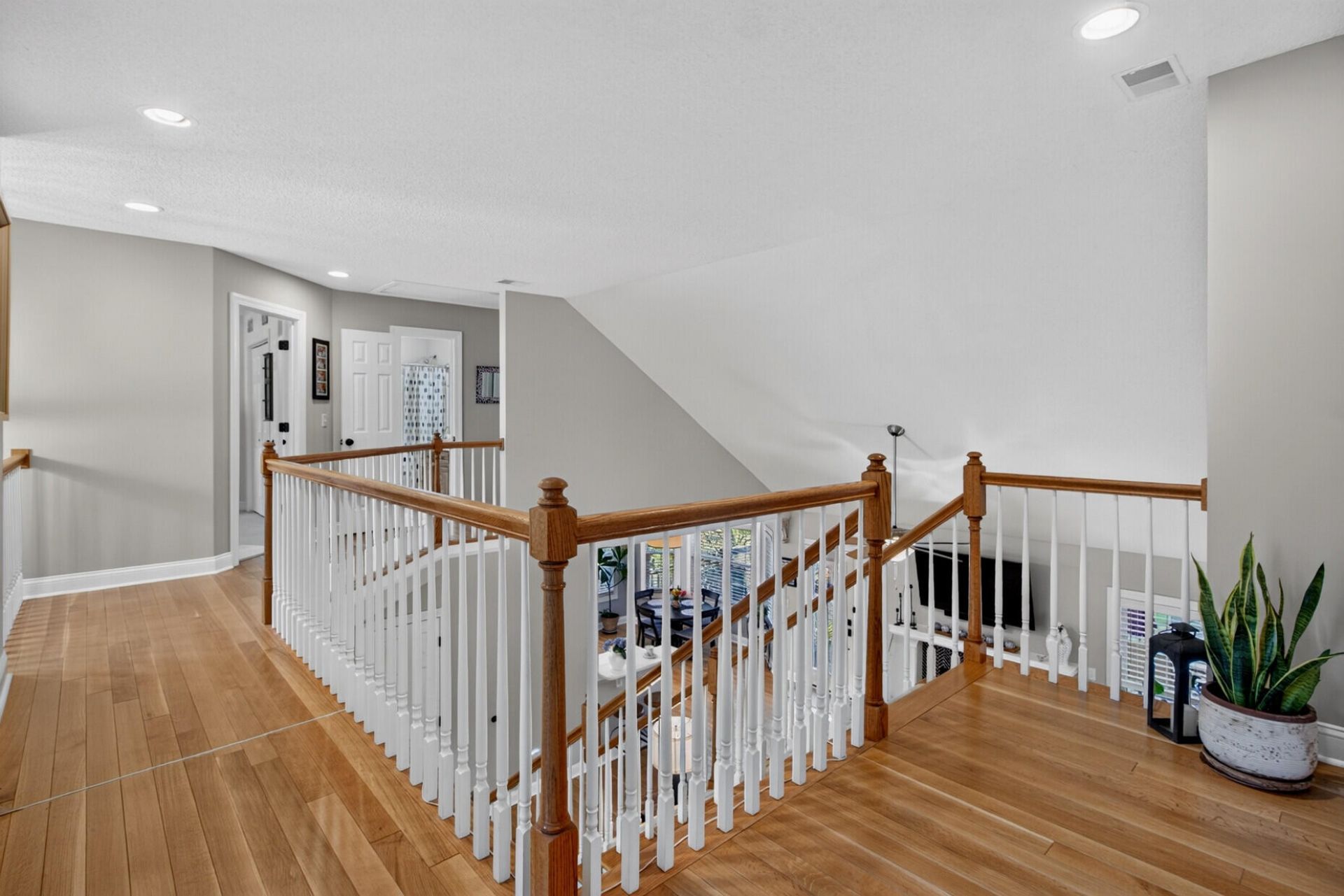 5484 Clearview Drive Photo 30