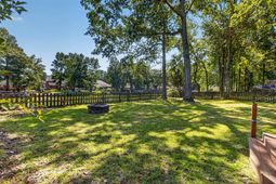 5484 Clearview Drive photo 4