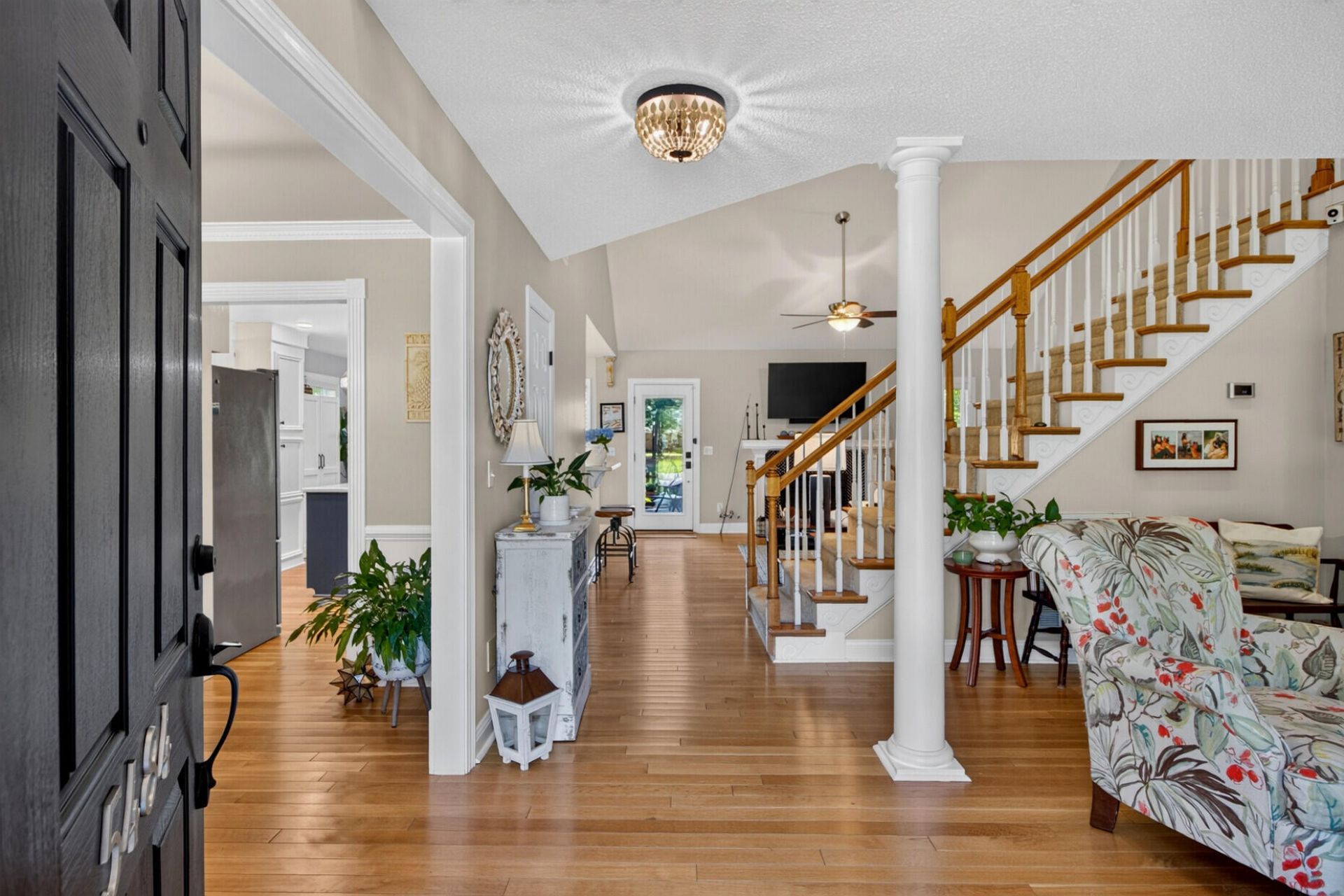 5484 Clearview Drive Photo 6