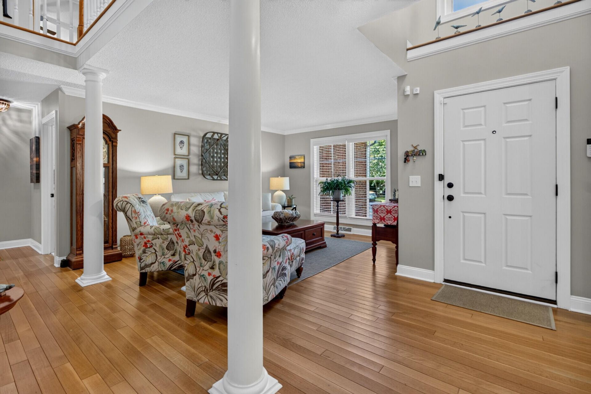 5484 Clearview Drive Photo 7