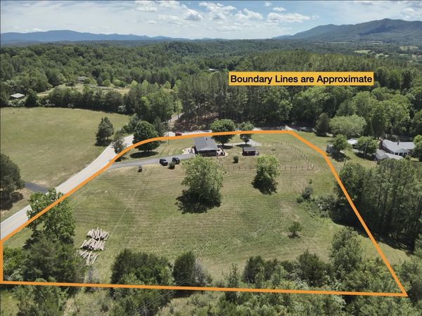 896 COLLIERSTOWN RD, LEXINGTON, VA 24450