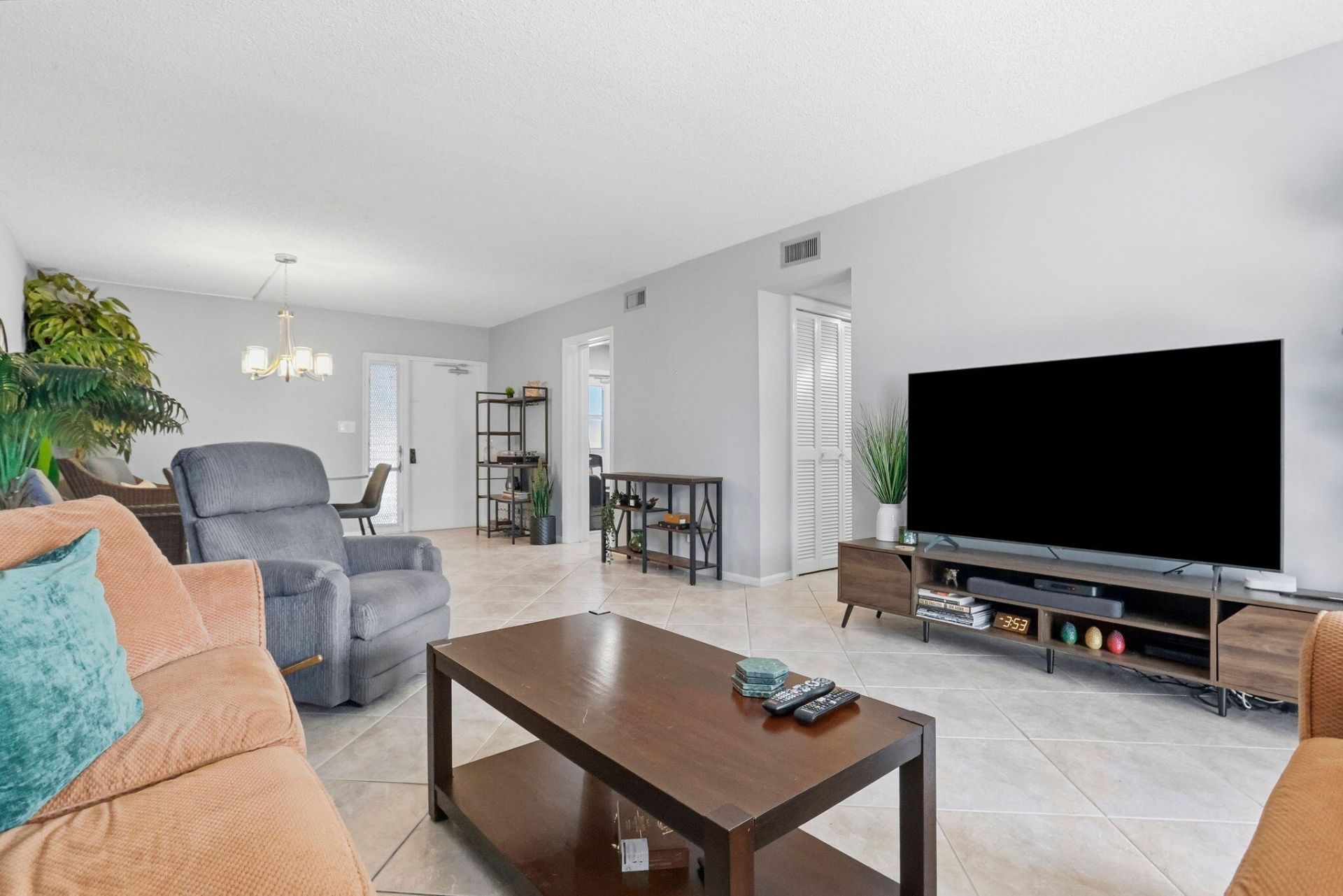 800 E Camino Real, Unit 312, Boca Raton, FL 33432 Photo