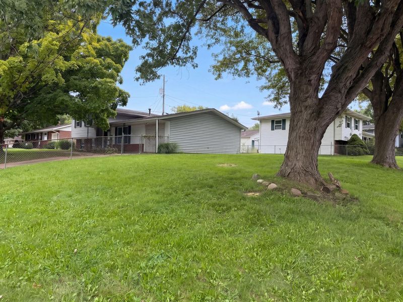 55 Fieldpoint Road , Heath, OH 43056 Photo 5