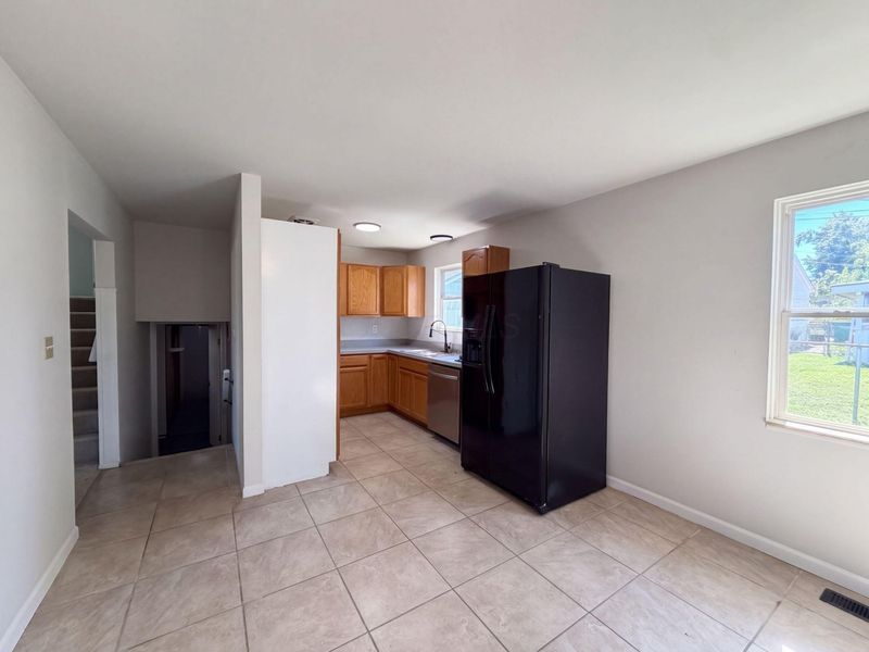 55 Fieldpoint Road , Heath, OH 43056 Photo 6