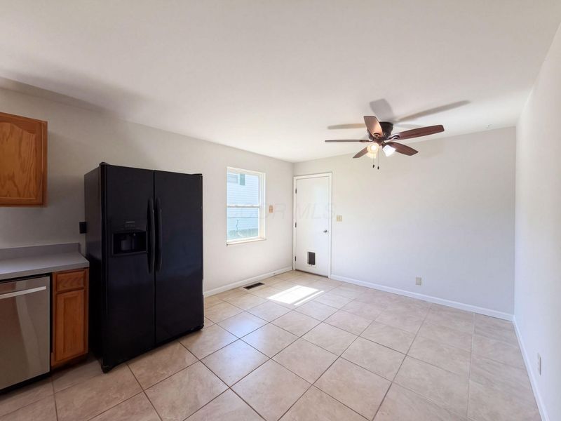 55 Fieldpoint Road , Heath, OH 43056 Photo 8