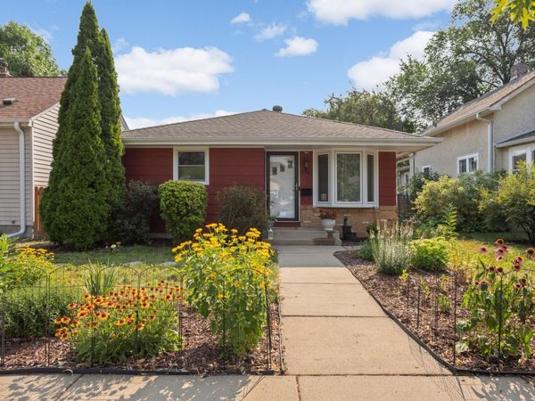 3740 Perry Avenue N, Robbinsdale, MN 55422
