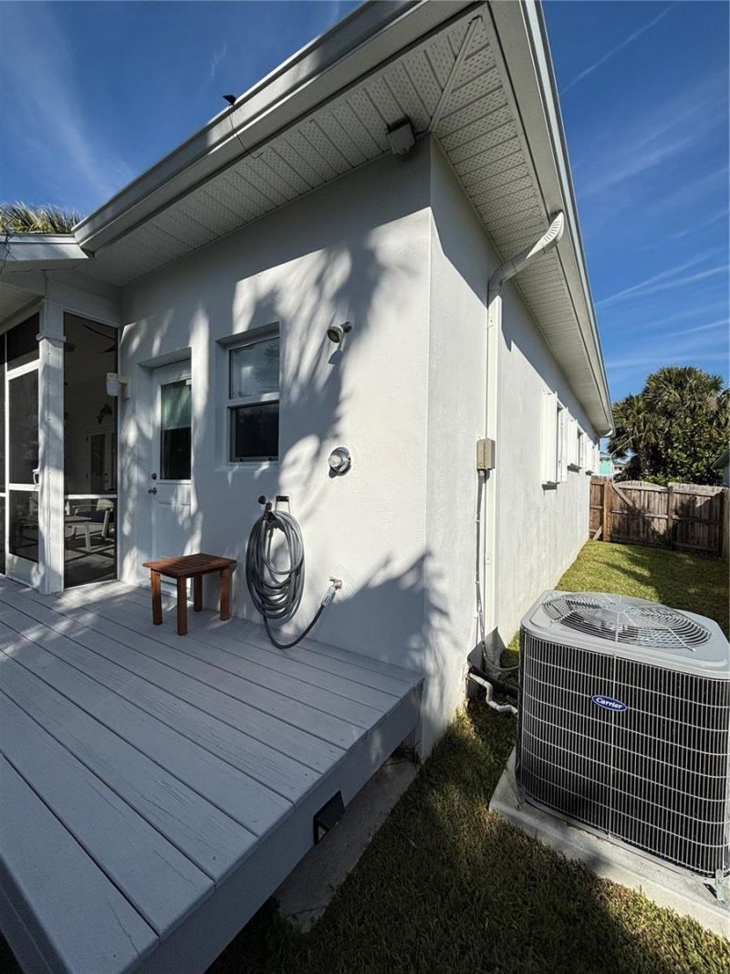 2004 S Atlantic Avenue, New Smyrna Beach, FL 32169 Photo
