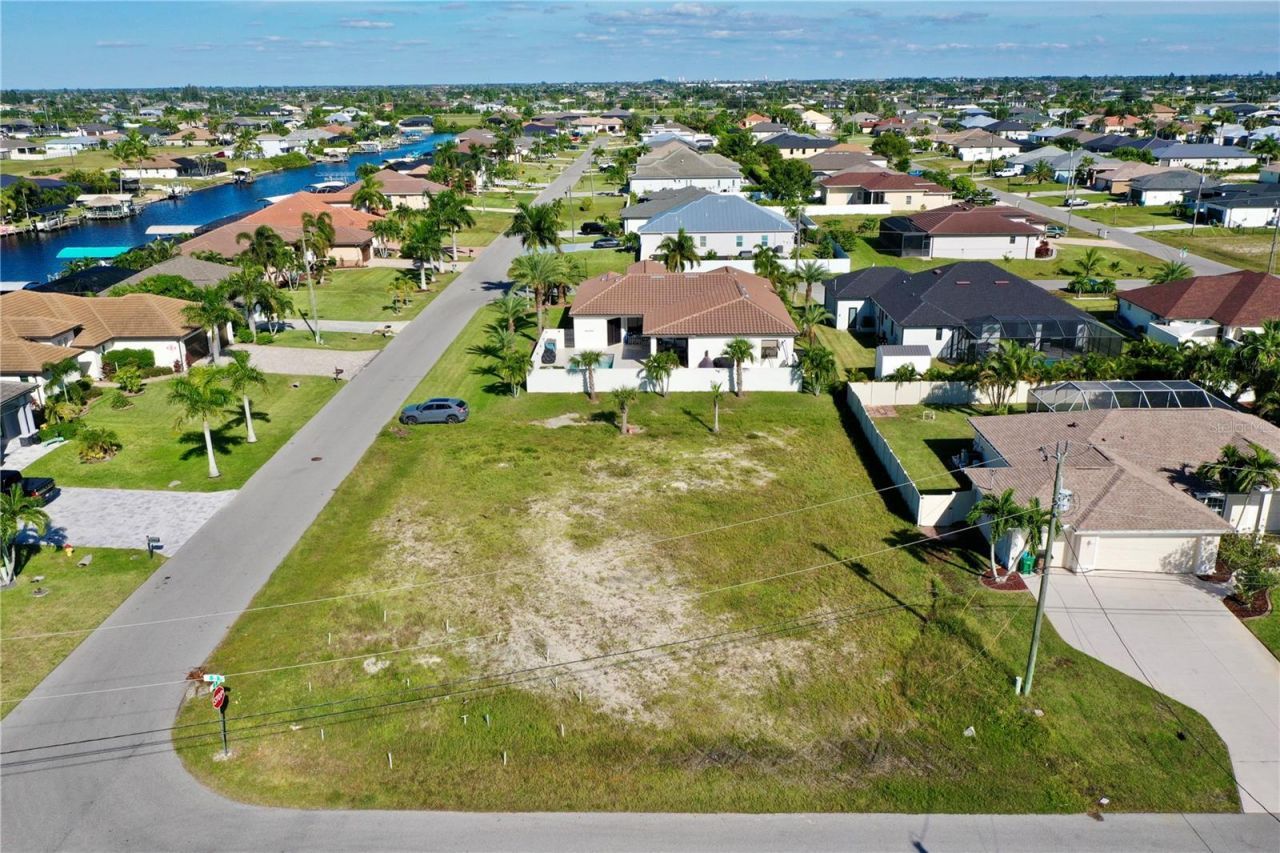 309 NW 35th Place, Cape Coral, FL 33993 Photo