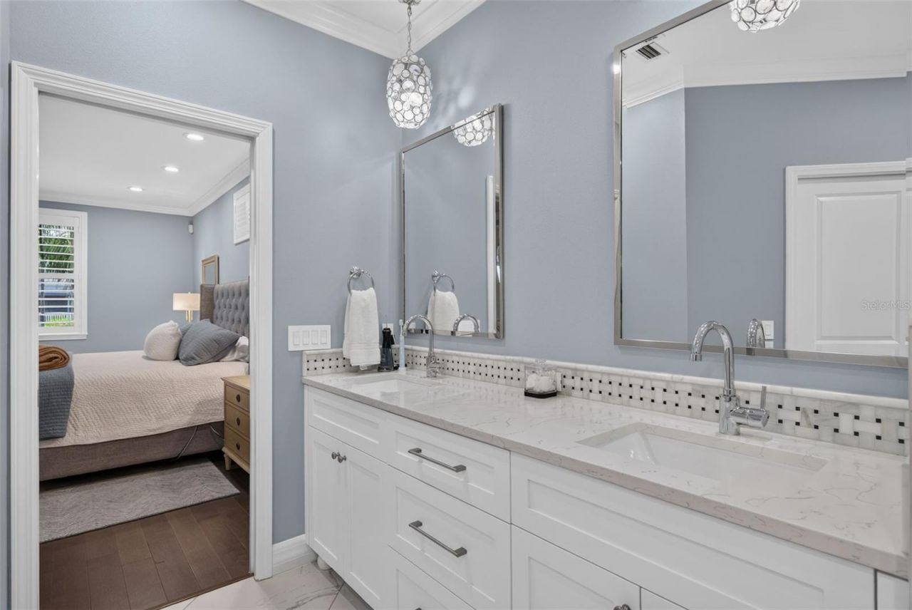 70 Island Circle, Sarasota, FL 34242 Photo