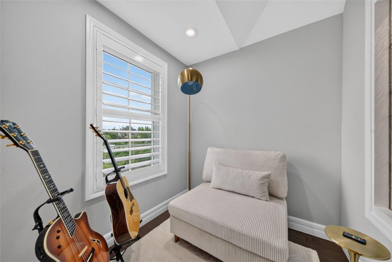 70 Island Circle, Sarasota, FL 34242 Photo