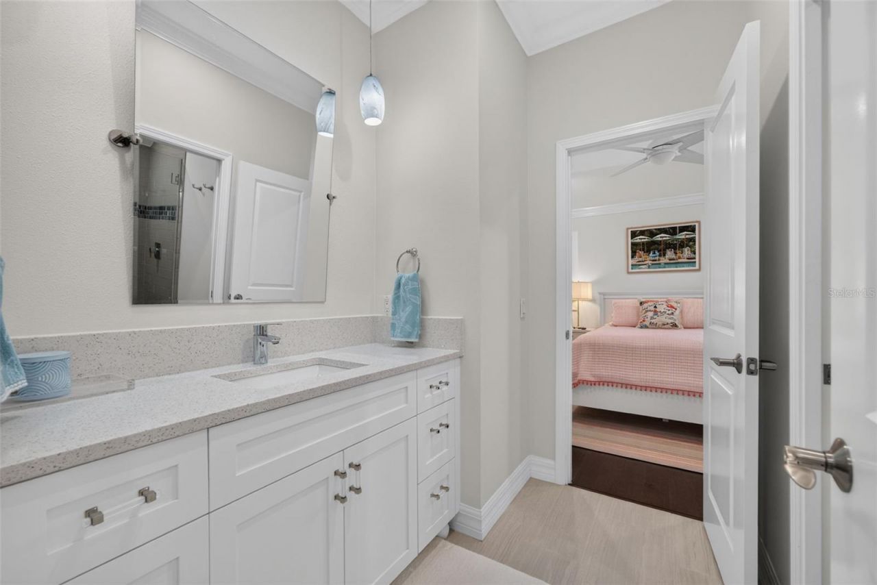 70 Island Circle, Sarasota, FL 34242 Photo