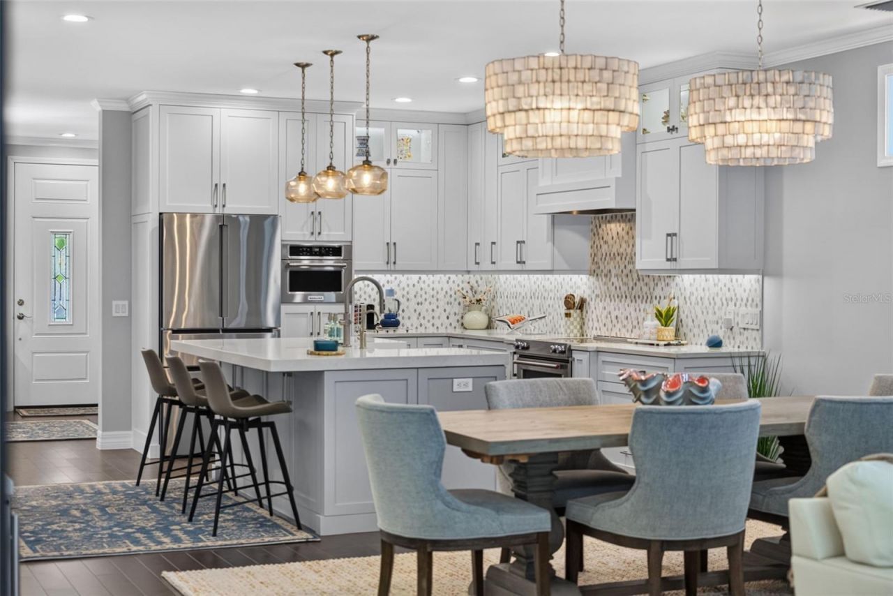 70 Island Circle, Sarasota, FL 34242 Photo