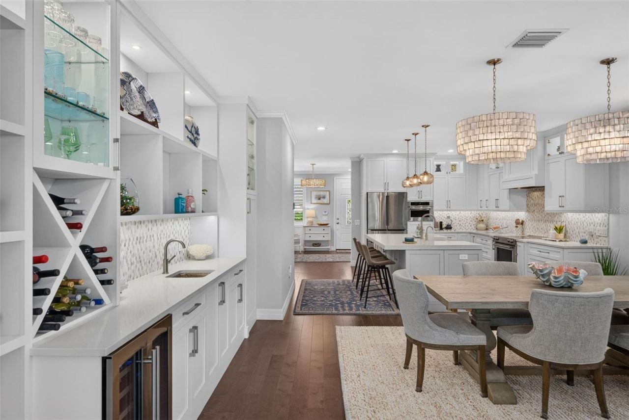 70 Island Circle, Sarasota, FL 34242 Photo