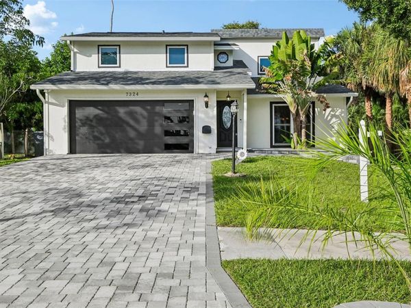 7324 PHILLIPS STREET , SARASOTA, FL 34243