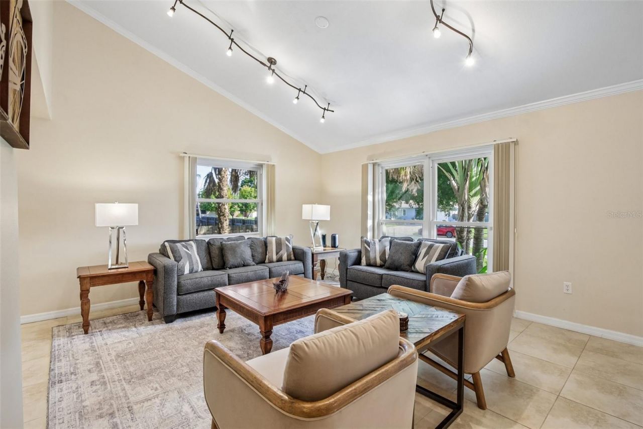 7324 Phillips Street, Sarasota, FL 34243 Photo