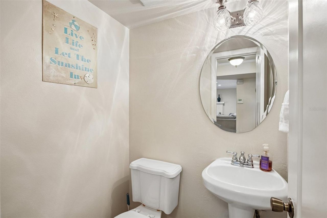 7324 Phillips Street, Sarasota, FL 34243 Photo