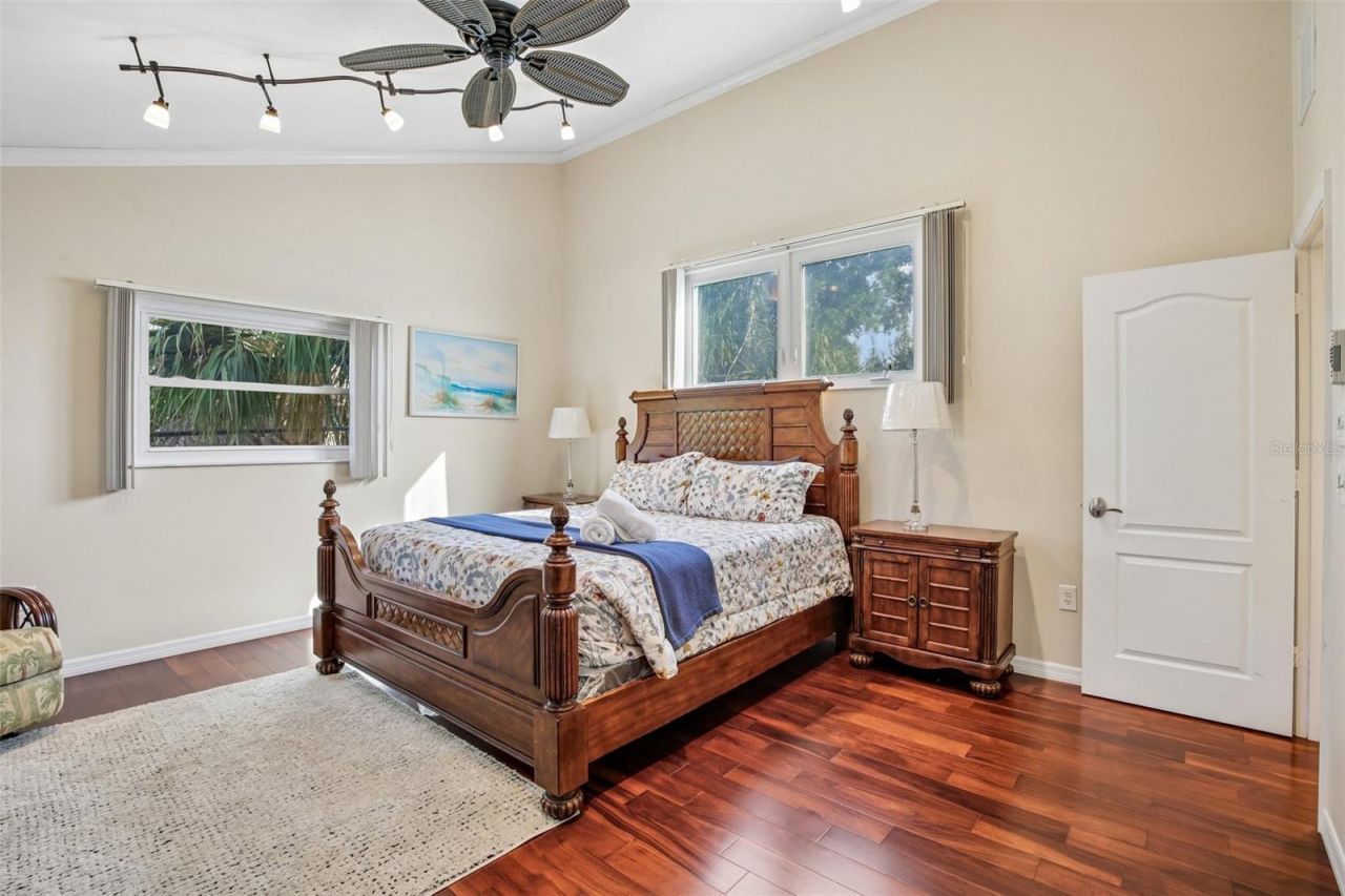 7324 Phillips Street, Sarasota, FL 34243 Photo