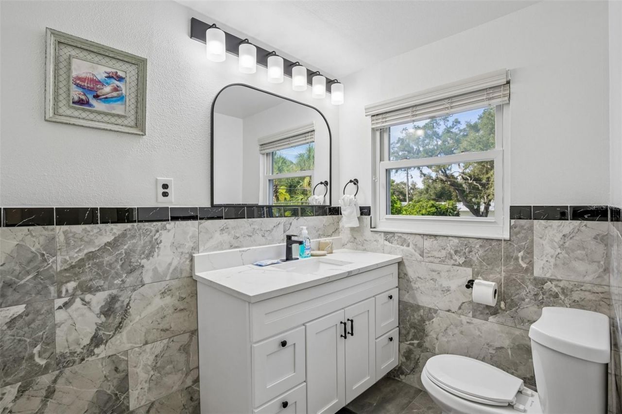 7324 Phillips Street, Sarasota, FL 34243 Photo