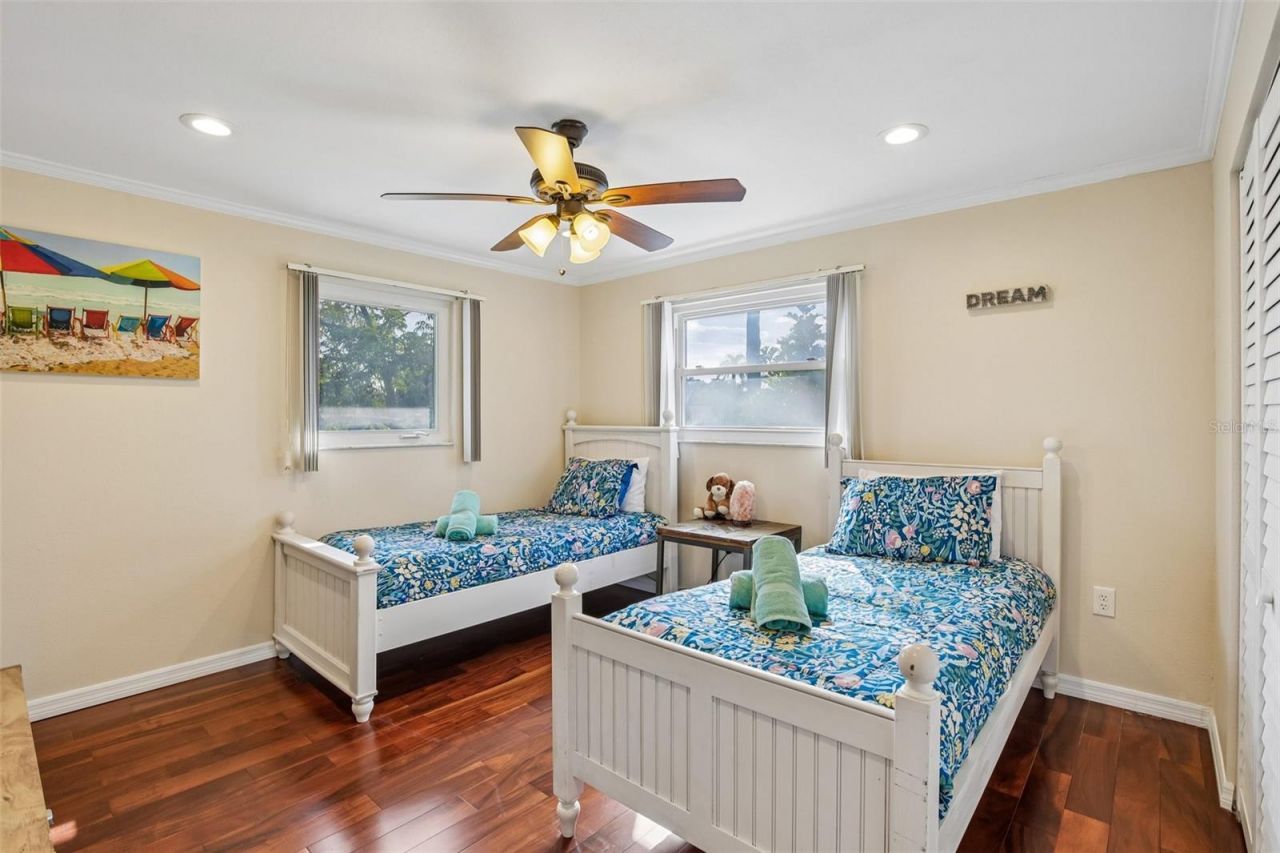 7324 Phillips Street, Sarasota, FL 34243 Photo
