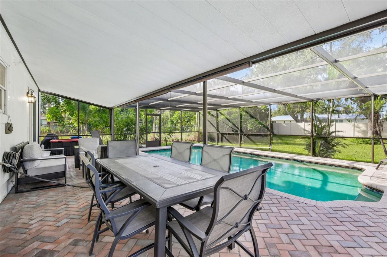 7324 Phillips Street, Sarasota, FL 34243 Photo