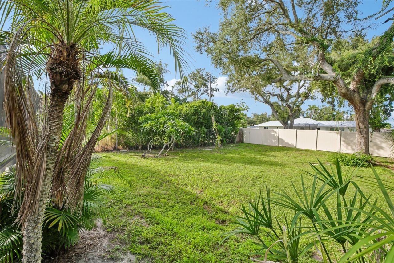 7324 Phillips Street, Sarasota, FL 34243 Photo