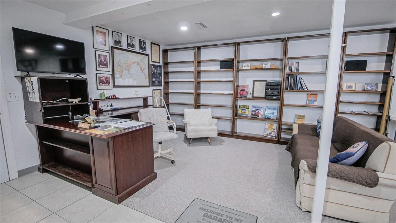 2421 47th Street, Sarasota, FL 34234 Photo