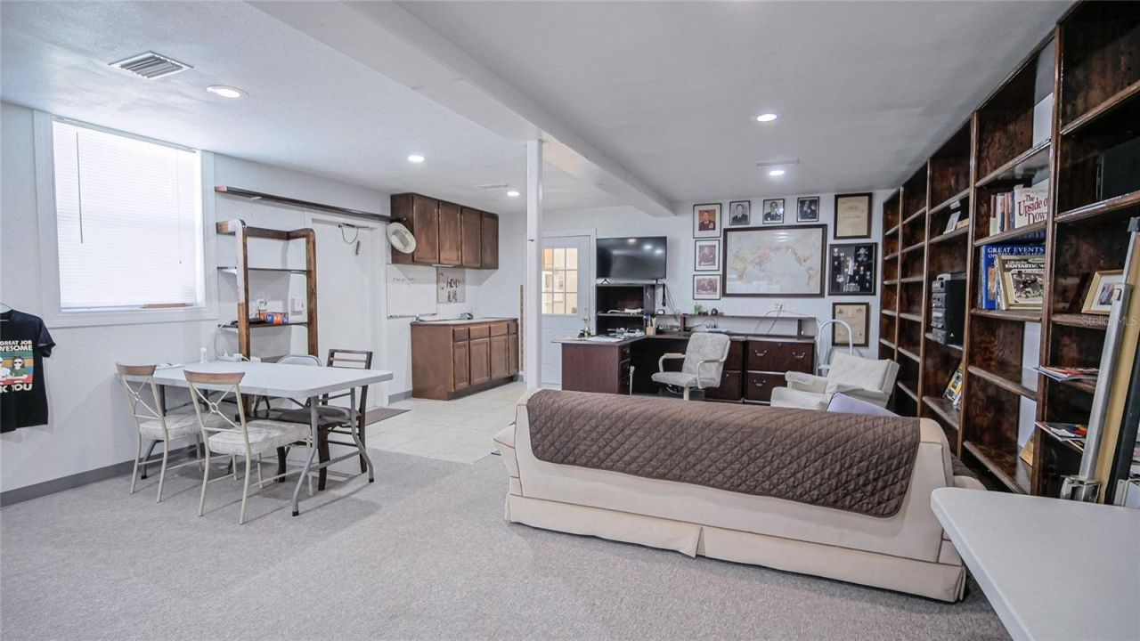 2421 47th Street, Sarasota, FL 34234 Photo