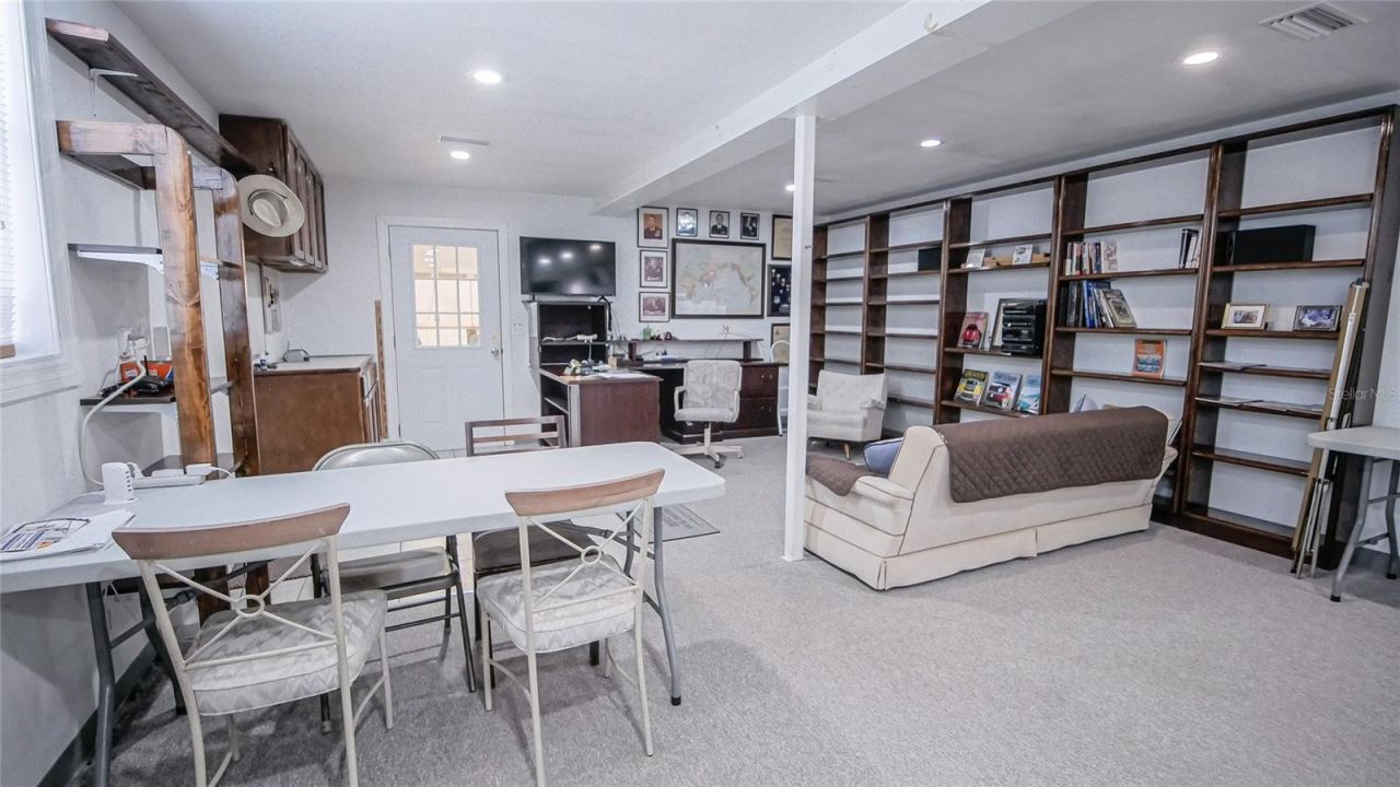 2421 47th Street, Sarasota, FL 34234 Photo