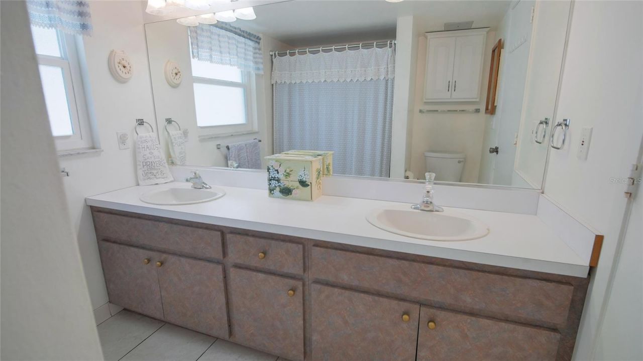 2421 47th Street, Sarasota, FL 34234 Photo