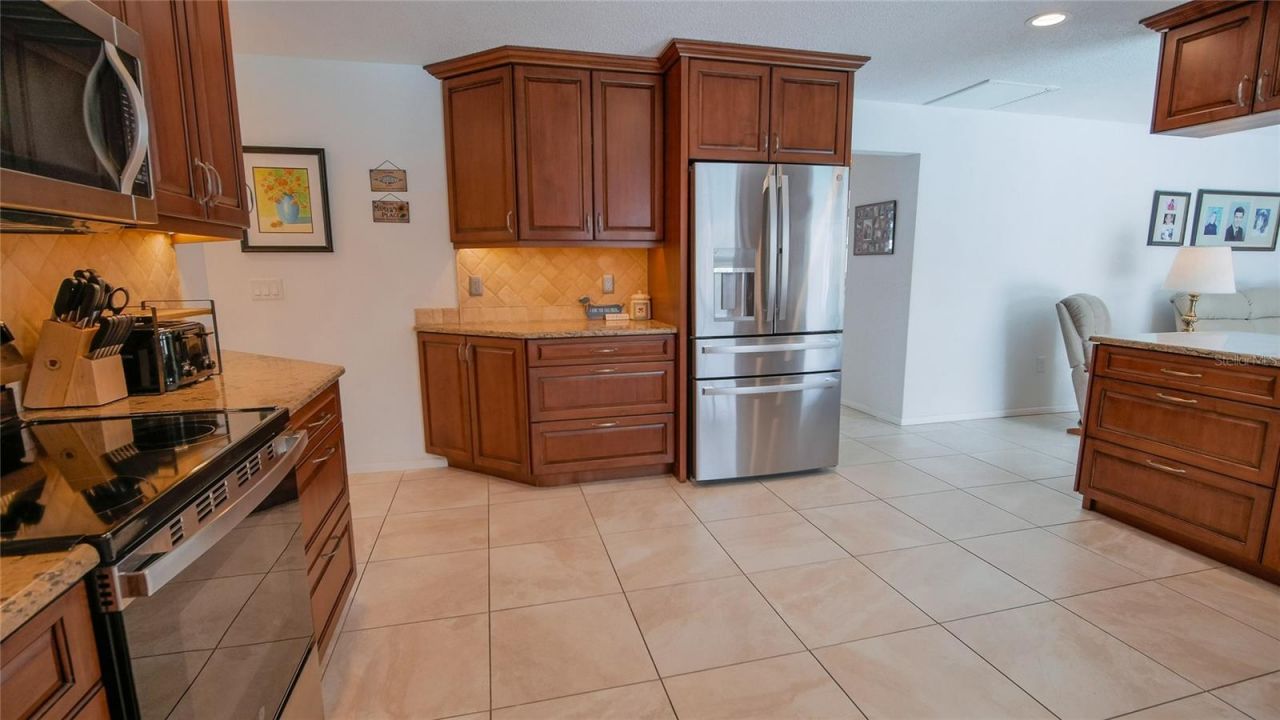 2421 47th Street, Sarasota, FL 34234 Photo