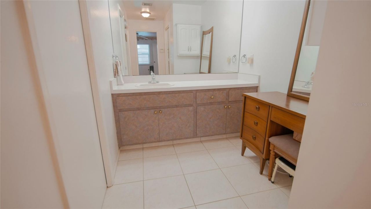 2421 47th Street, Sarasota, FL 34234 Photo