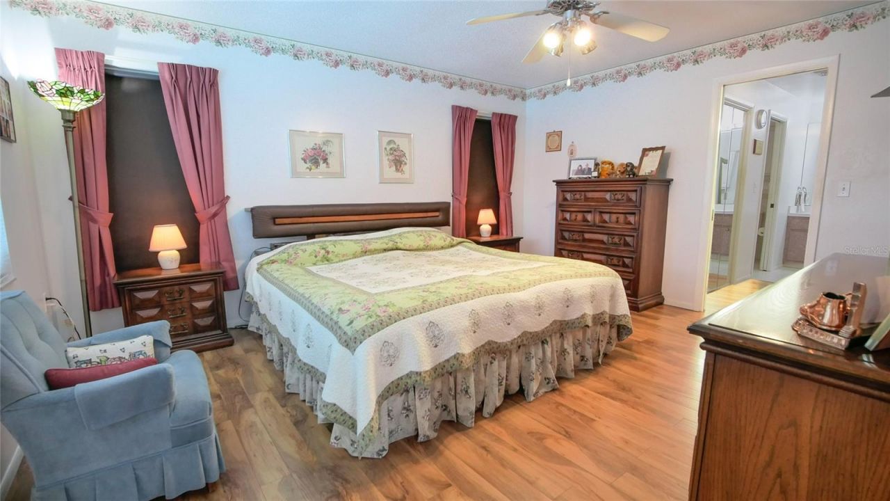 2421 47th Street, Sarasota, FL 34234 Photo