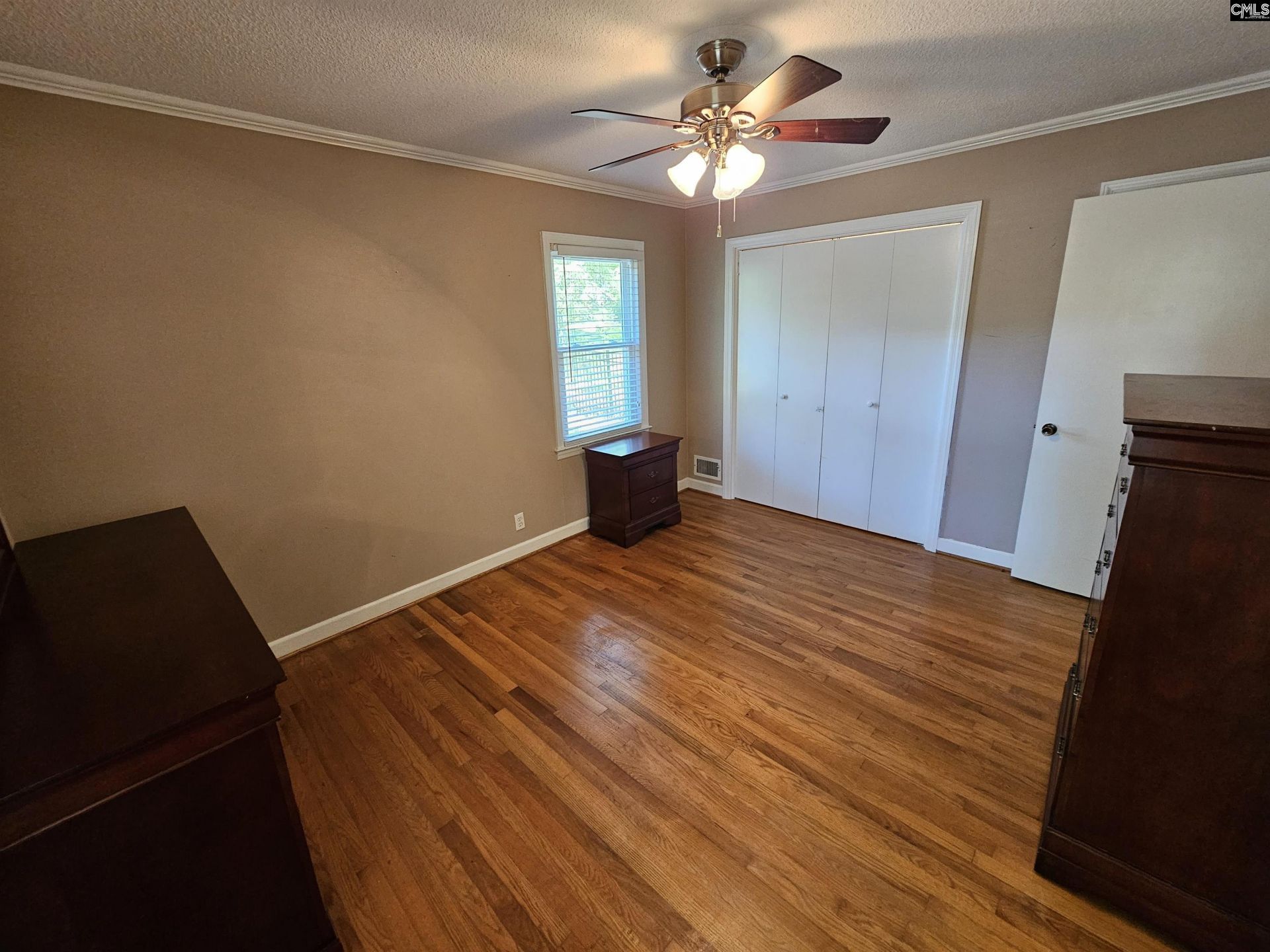 653 Holland Lane Photo 25