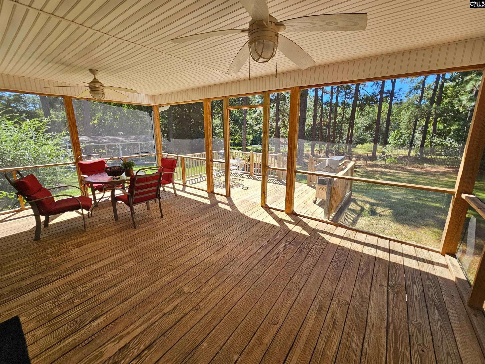 653 Holland Lane Photo 34