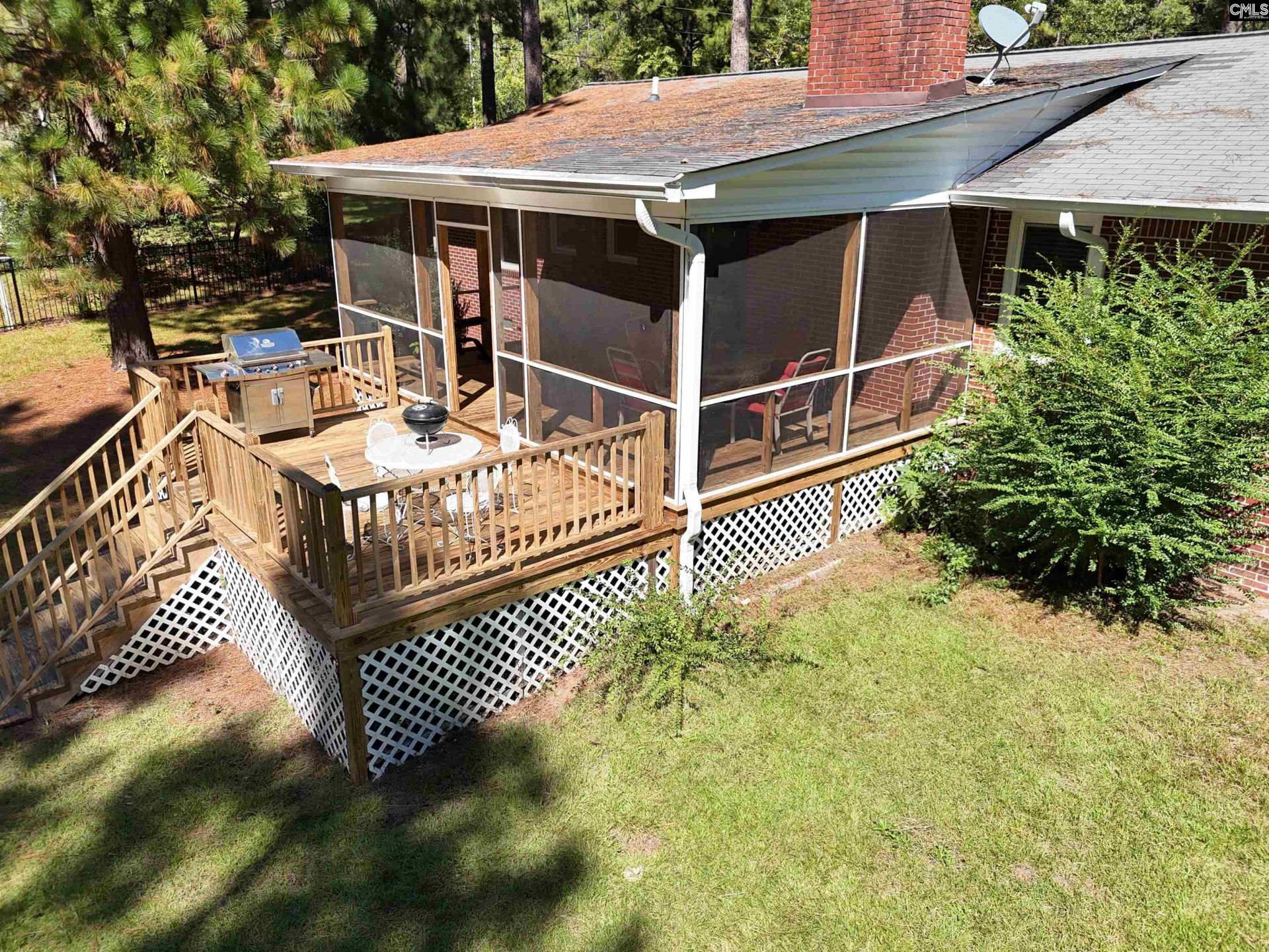 653 Holland Lane Photo 38